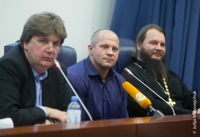 Президент Союза ММА России Фёдор Емельяненко отвечает на 11 вопросов студентов МГИМО