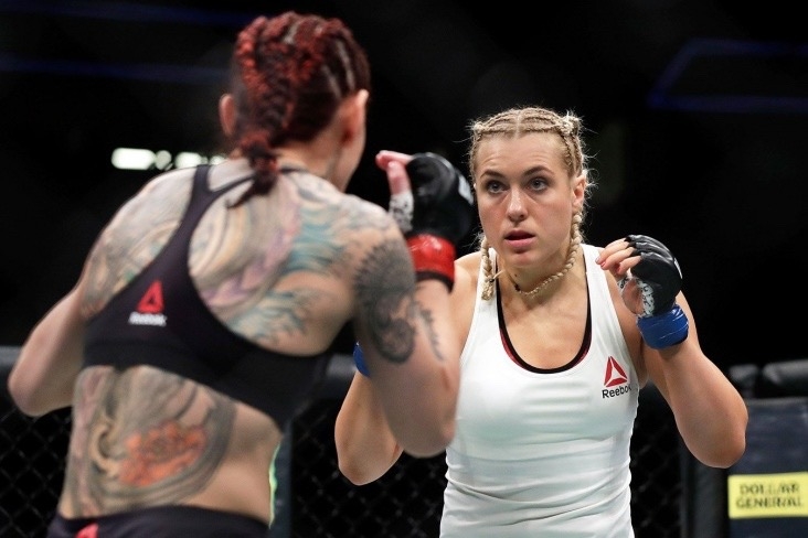 Дудаковой на заметку: пять значимых боёв с участием россиянок в MMA